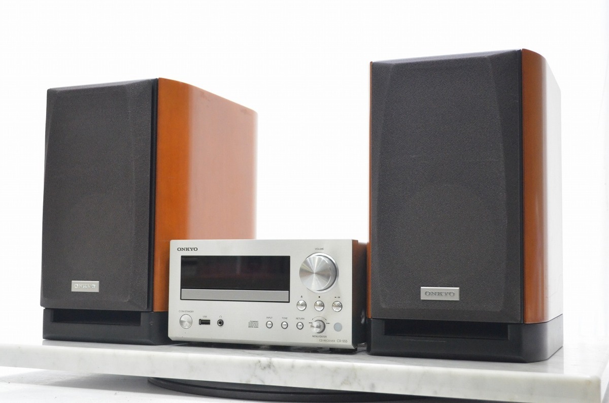 中古☆ONKYO CDチューナーアンプ CR-555(S)☆リモコン付き - その他 中古☆ONKYO CDチューナーアンプ CR-555(S)☆リモコン付き - その他