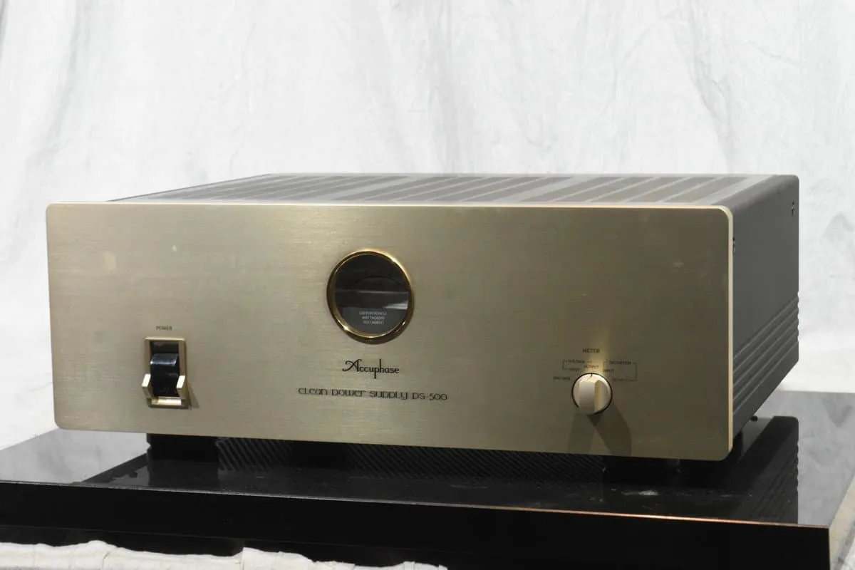 Accuphase アキュフェーズ クリーン電源 PS-500 | オーディオの買取屋さん